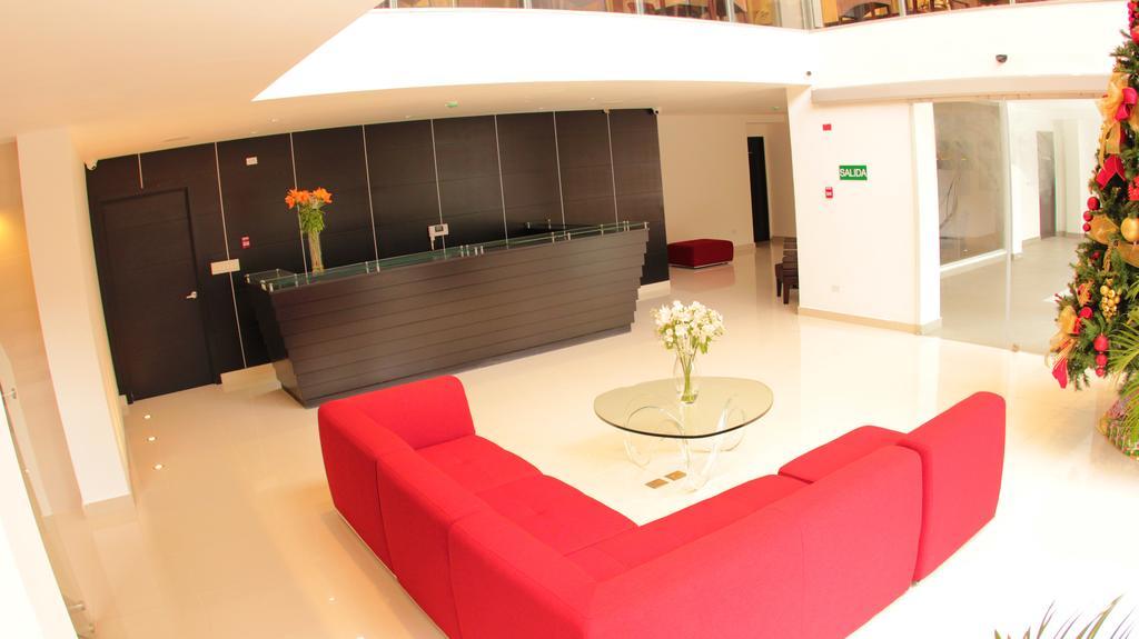 Hotel Az And